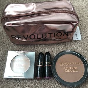 BNIB Makeup Revolution Makeup Set